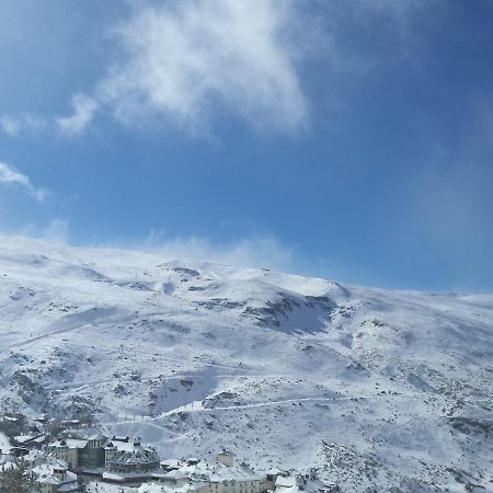 Alcazaba Con Vistas Apartment เซียร์ราเนบาดา ภายนอก รูปภาพ